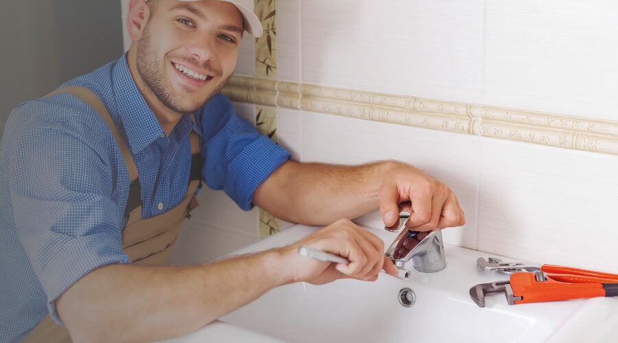 Professional clogged drains services in Zenda, KS